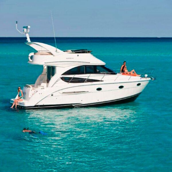 ЭЙСБЕР Катер прогулочный